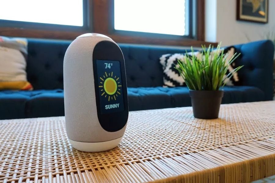 Smart living gadgets for home